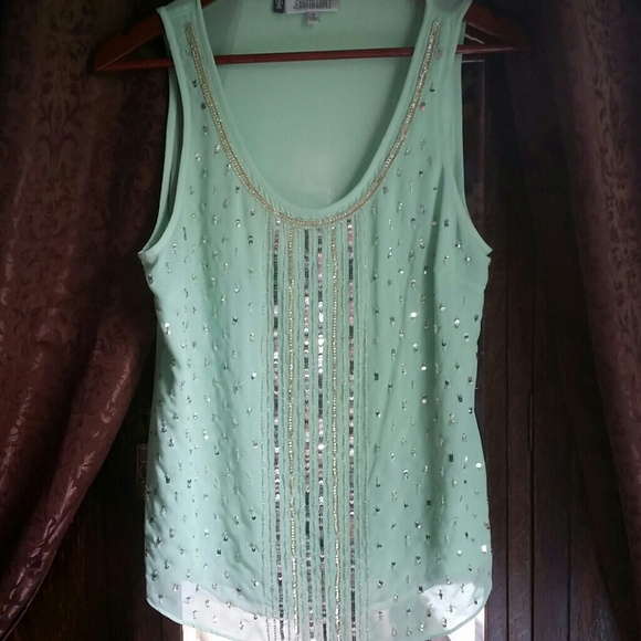REDUCED! Jennifer Lopez top