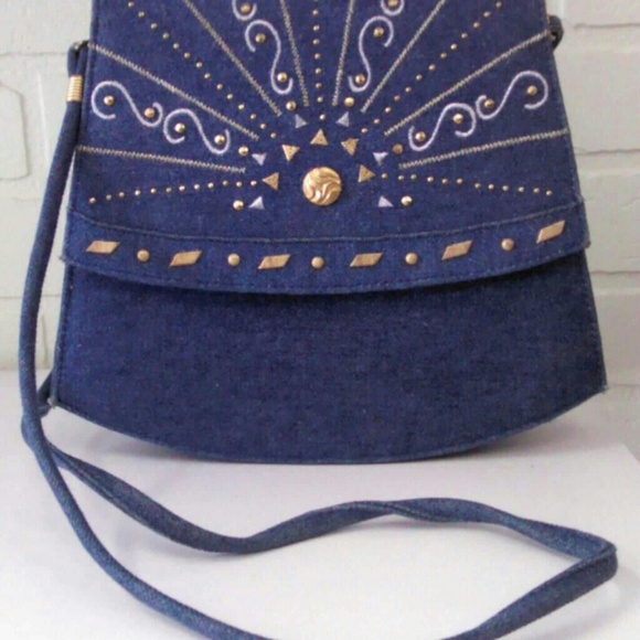 Sold - Picture 1 of 1