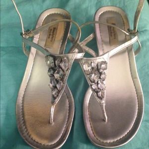 Vera Wang mini wedges