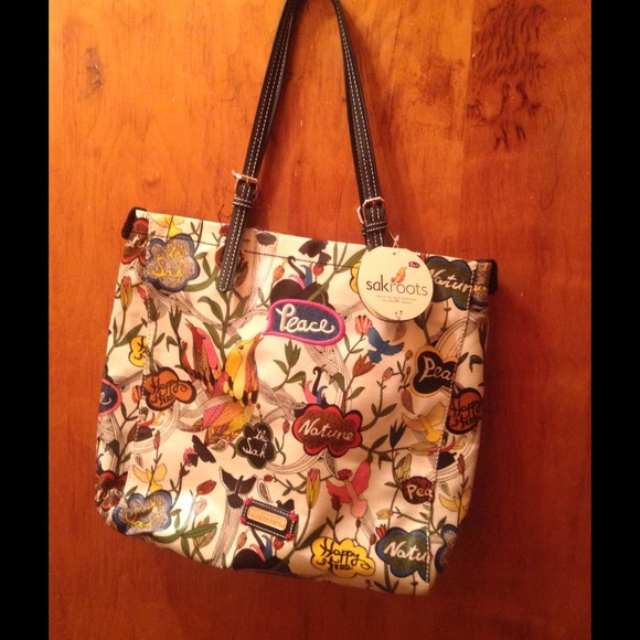 The Sak Sakroots handbag with wristlet