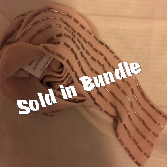 🚫SOLD Peach colored 100% Silk Scarf - Picture 1 of 2