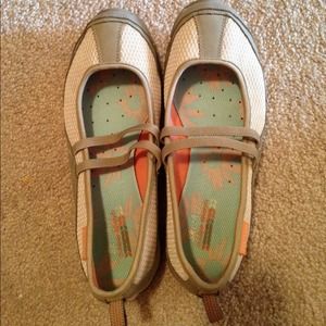 Tan ballet tennis shoes