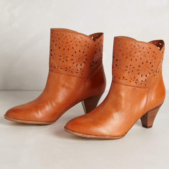 Viva Lasercut Booties