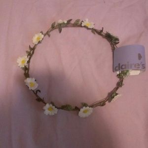 Beautiful Daisy Flower Crown