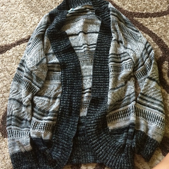 Knit cardigan