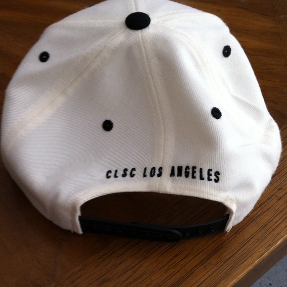 SnapBack - Picture 2 of 3