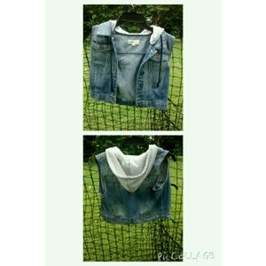 Denim vest with hood