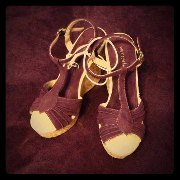 Sold Purple Sandal Wedges