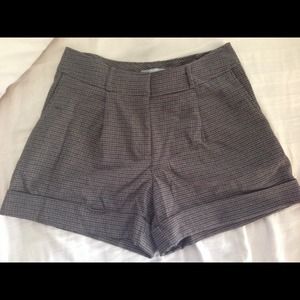 H &M Poly blend Fall/Winter dress shorts