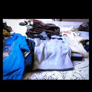 80 piece Lot of baby clothes (boys)