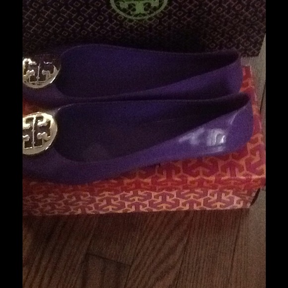 SOLD Tory Burch Reva Jelly Flats size 9.5 - Picture 2 of 4