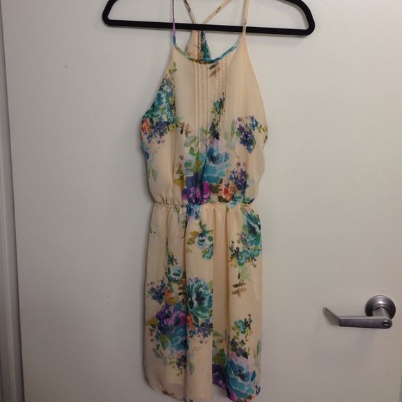 Cute flowy spring/summer dress