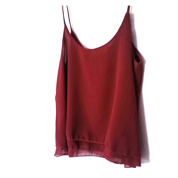 burgandy crop top