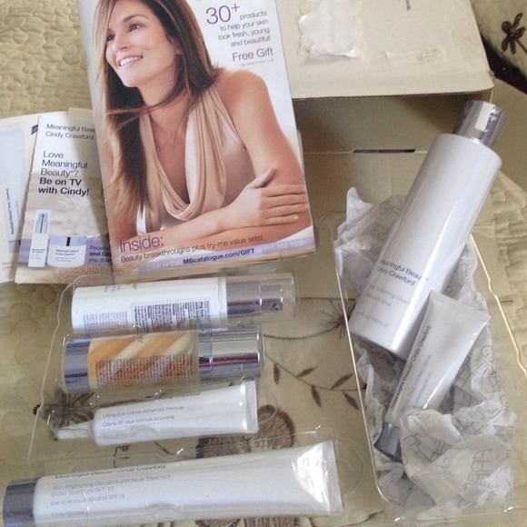 Meaningful beauty Cindy Crawford