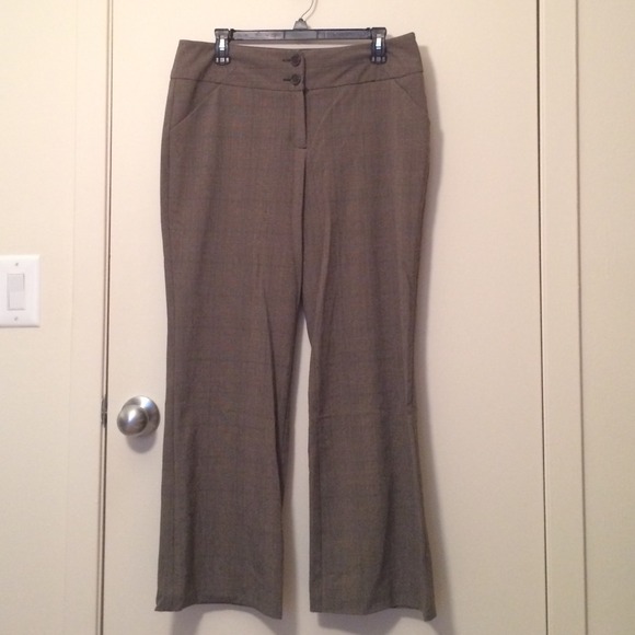 Apt. 9 Curvy Fit Size 10P Pants