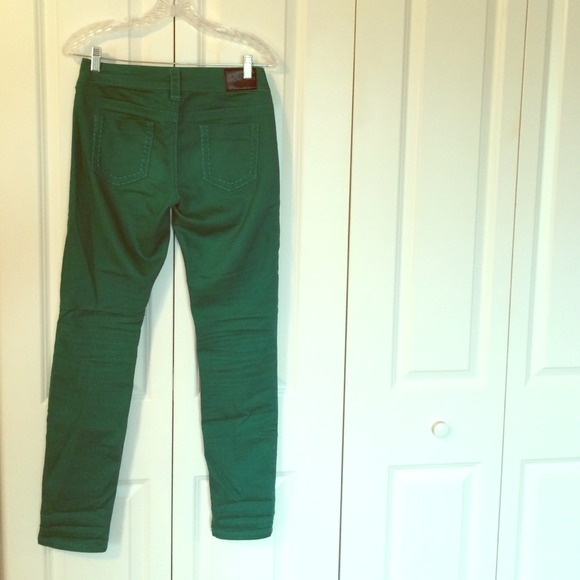 Emerald skinny jegging jeans