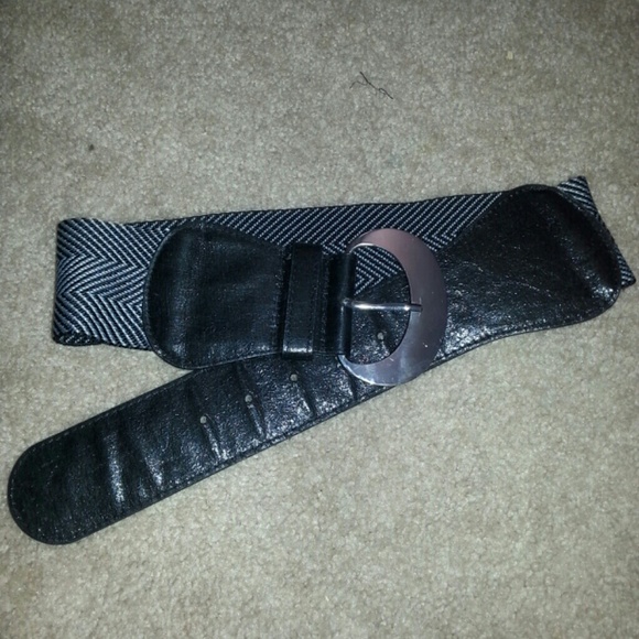 Strech belt
