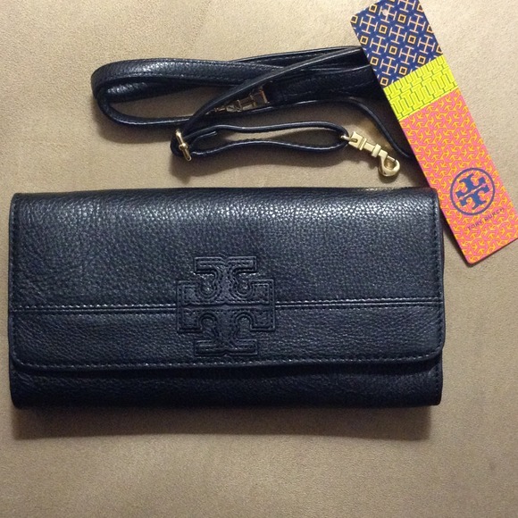 Tory Burch Stacked T clutch