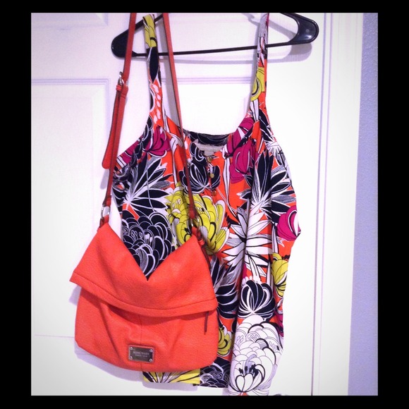 Banana republic floral top