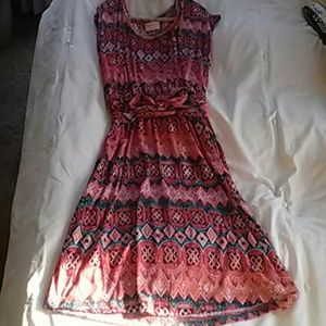 Beautiful dress! Very light and comfortable!