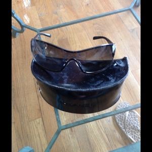 Chanel sunglasses with crystals reduced