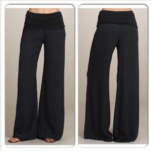 🚫SOLD🚫Black Flare Pants