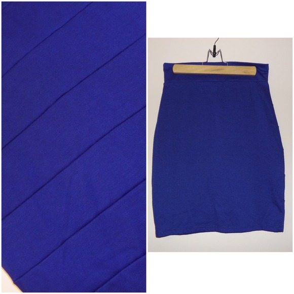 ❌BUNDLED❌Cobalt blue bandage bodycon skirt - Picture 2 of 2