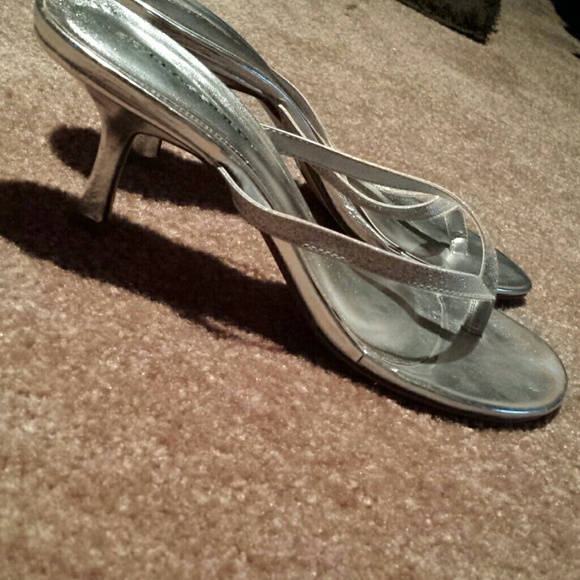 Heels - Picture 2 of 2