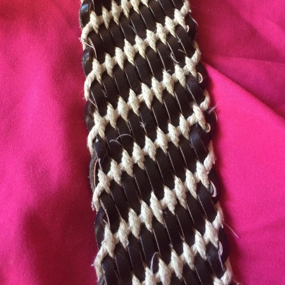 Belt - Picture 2 of 4
