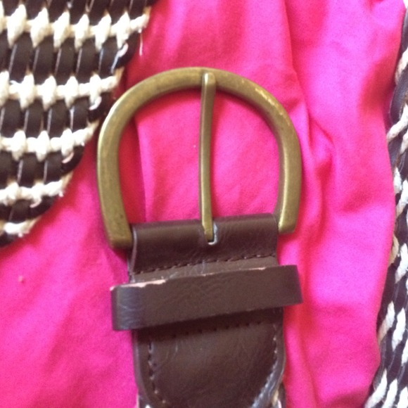 Belt - Picture 3 of 4