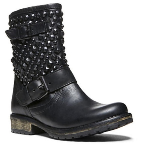 Steve Madden Marcoo bootie black/black size 7 NWT