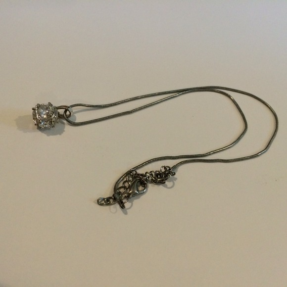 Crystal square pendant