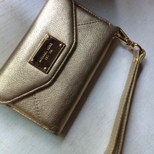 Michael Kors phone wallet