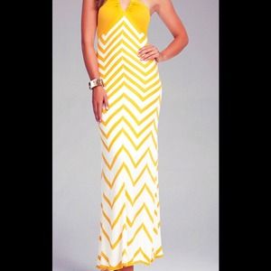 NWT "Bebe" Maxi chevron pattern dress