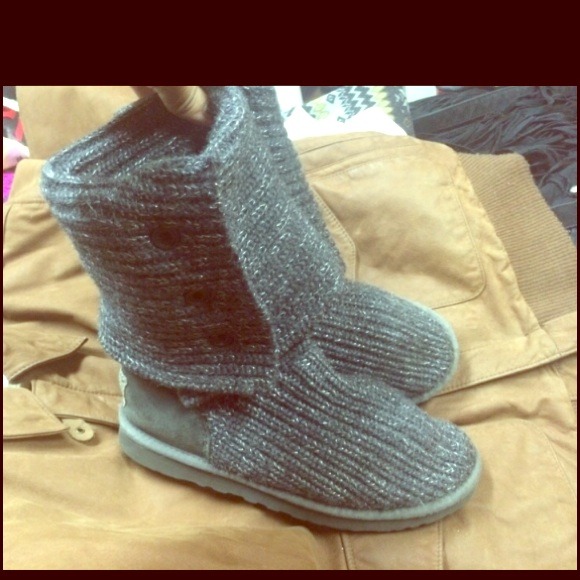 ✨SOLD✨Mint condition uggs - Picture 1 of 3