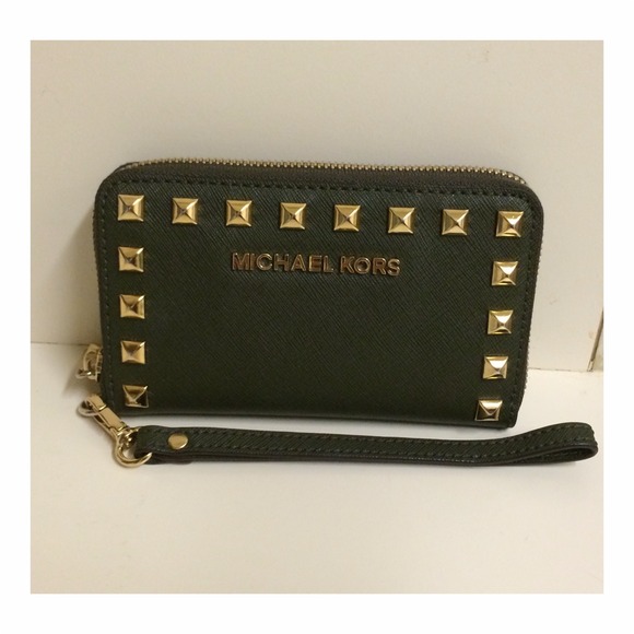 Michael Kors Clutches & Wallets - NWOT Michael Kors Studded Saffiano Wristlet