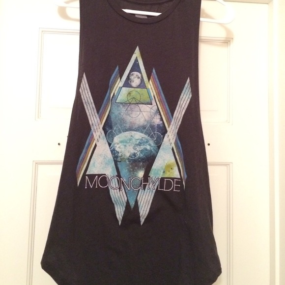 Moonchylde tank top