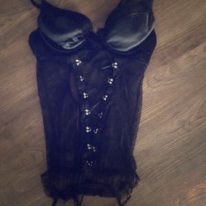 Leg Avenue Body Garter Fishnet Corset