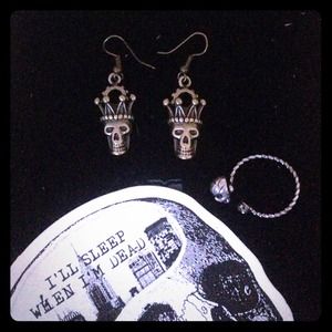 SKULLS FOR ALL jewlery set!