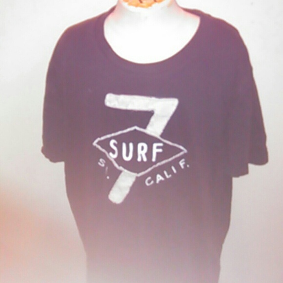 Hollister surf 7 shirt - Picture 2 of 2