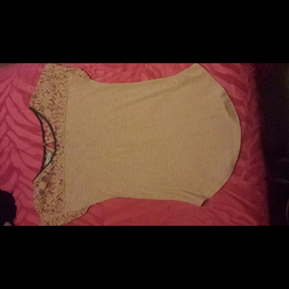 Maurices shirt