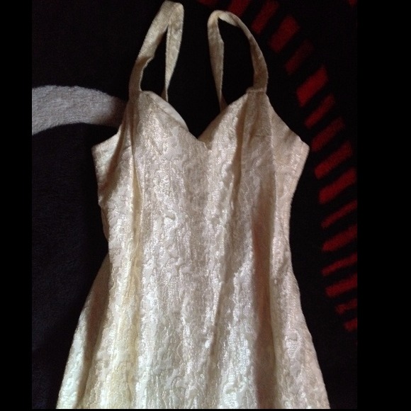 ❌Pending trade❌Beautiful Vintage Lace dress💕 - Picture 3 of 4