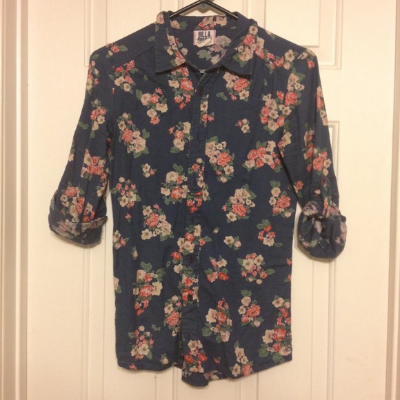 BILLABONG FLORAL BUTTON DOWN WITH CINCHED WAIST - Picture 1 of 1