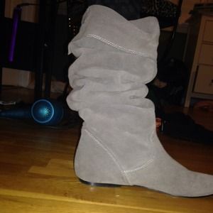 Steve Madden grey boots!