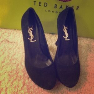 Vintage YSL pumps