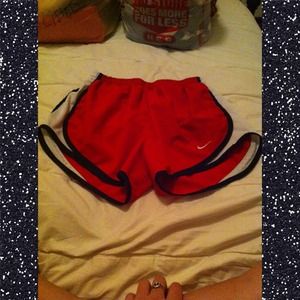 Red Nike short's 🔺🔻