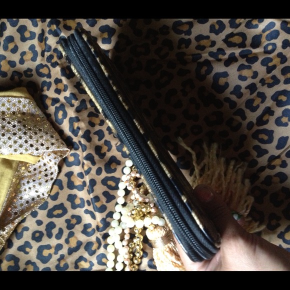 👛Leopard Cutie wallet👛 - Picture 3 of 4