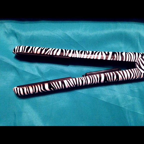 Zebra Print Flat Iron - Picture 3 of 4