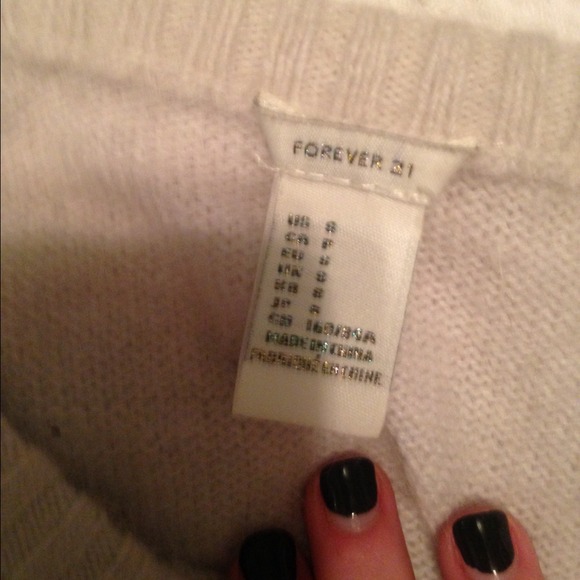 F21 heart sweater - Picture 3 of 3