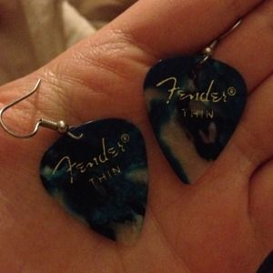 🎸Guitar pick earrings 🎸